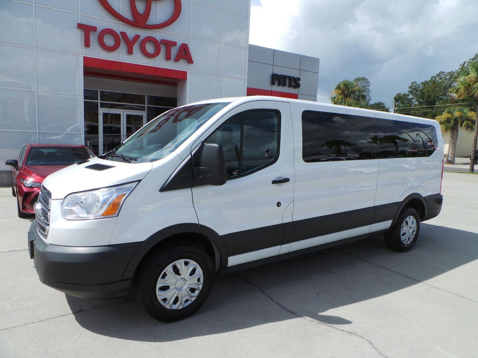 Pre-Owned 2017 Ford Transit Wagon XLT 12 Passenger Full-size Passenger ...