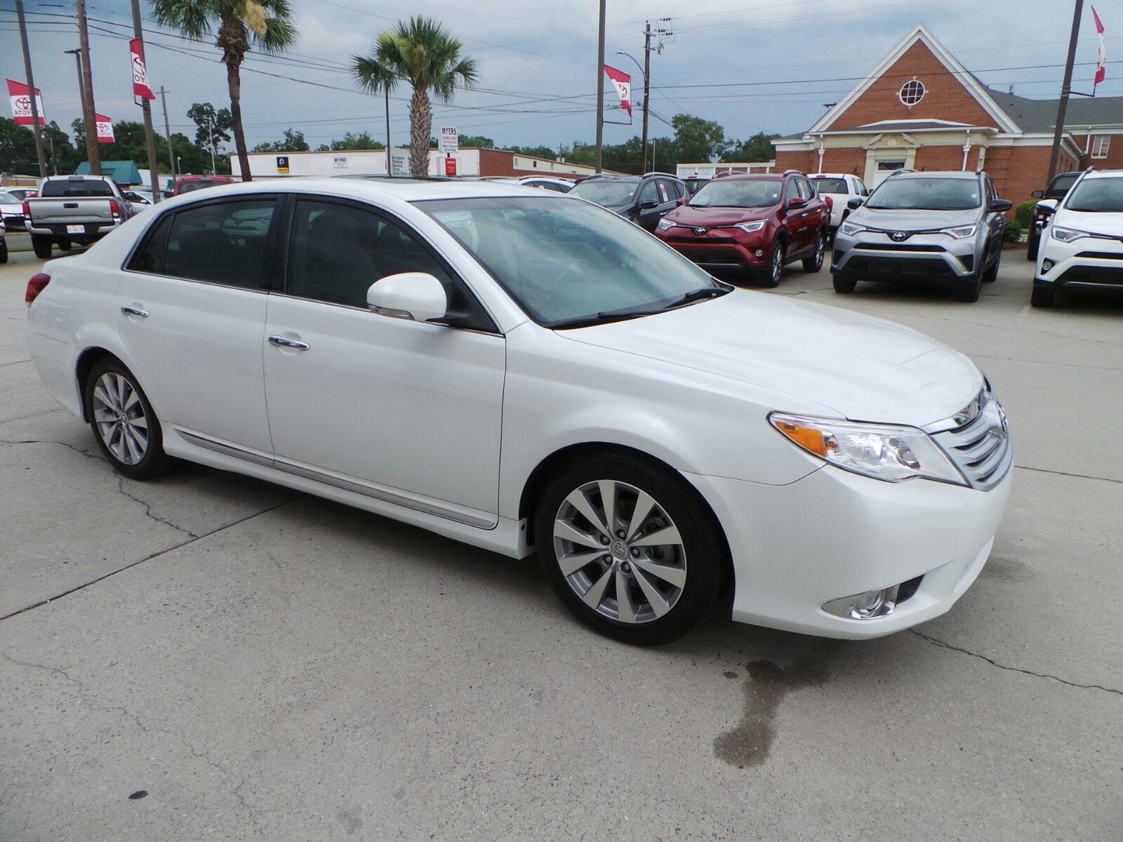 Pre-Owned 2012 Toyota Avalon Limited 4dr Car in Dublin #3724A | Pitts ...